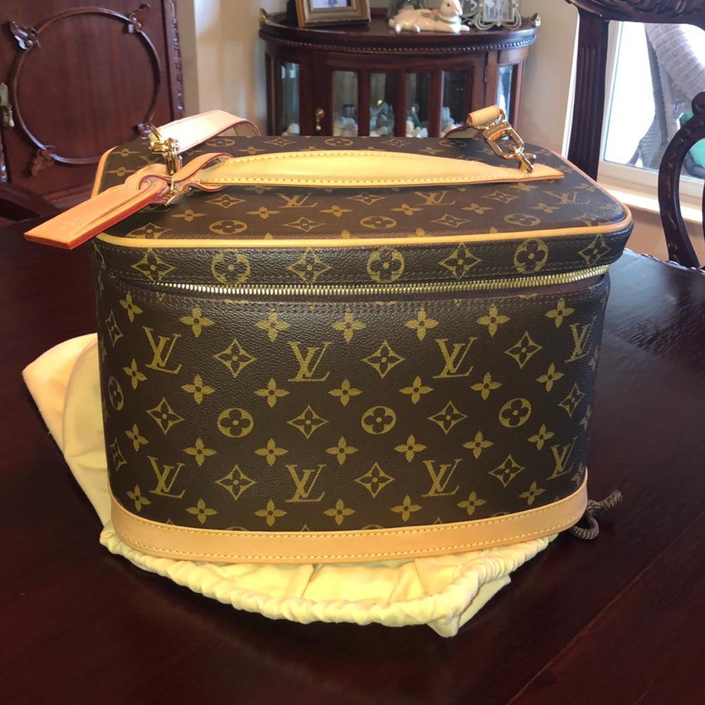 Louis Vuitton Nice Beauty Case New
